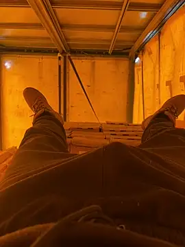 Snapshot of cussy007 chatting on 02/28/25, 01:47 cussy007 online show from 02/28/25, 01:47