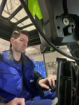 Ricoleckt online show from 02/21/25, 10:07