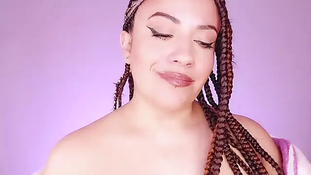 Latina hot2024 online show from 03/05/25, 01:10