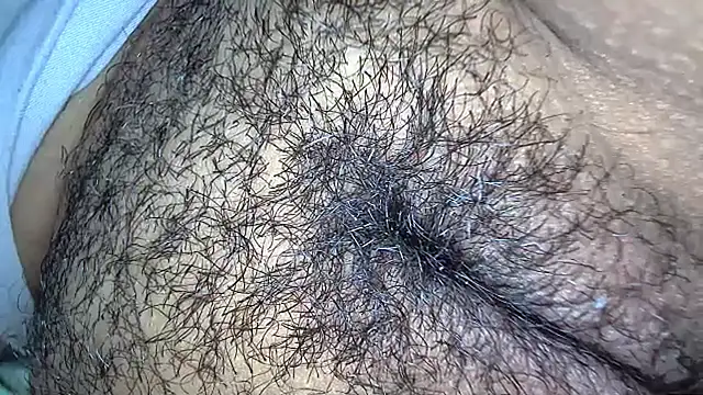 Snapshot of white_sexy_ chatting on 09/23/25, 10:35 white sexy online show from 09/23/25, 10:35