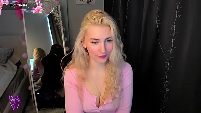 Kimmy powell online show from 05/03/26, 02:50