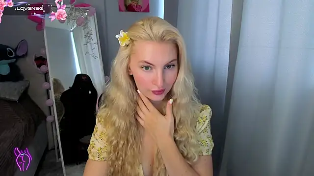 Kimmy powell online show from 07/29/26, 03:15