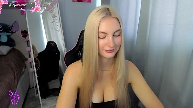 Kimmy powell online show from 07/30/26, 03:38