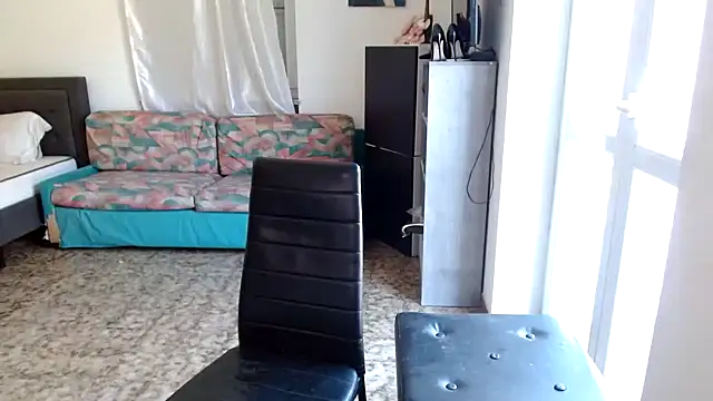 Snapshot of danasantoreal chatting on 03/31/26, 08:04 danasantoreal online show from 03/31/26, 08:04