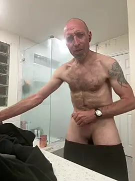 El Gizmo online show from 10/21/25, 09:54