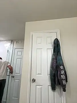 El Gizmo online show from 11/29/25, 12:30