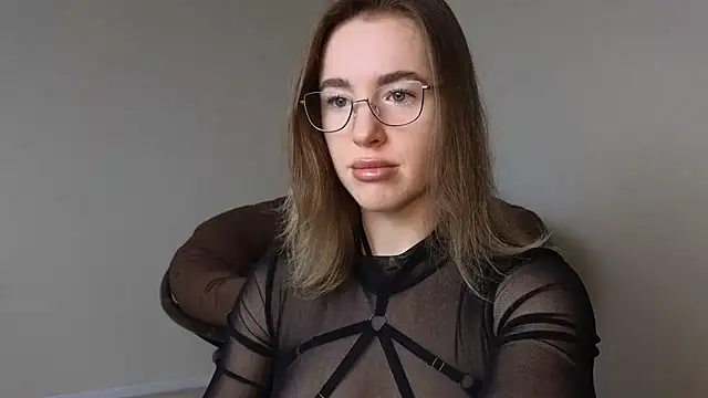 Snapshot of QueenTeeKay chatting on 03/05/25, 07:49 QueenTeeKay online show from 03/05/25, 07:49