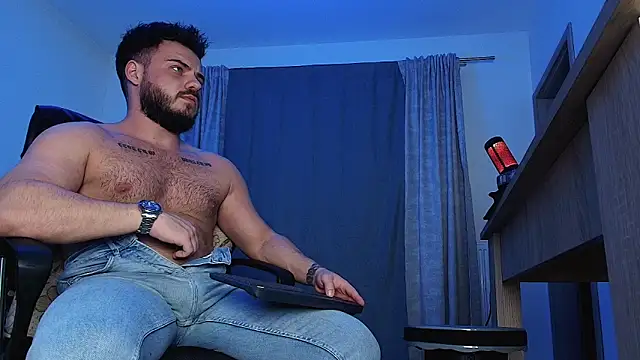 juliusmasters online show from 12/04/24, 07:34
