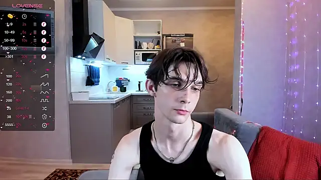 Aaron Boom online show from 06/28/26, 09:21