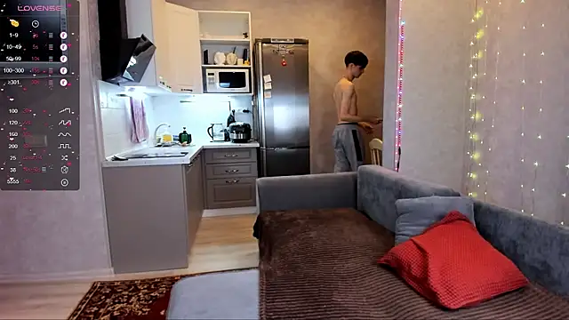 Aaron Boom online show from 07/21/26, 05:59