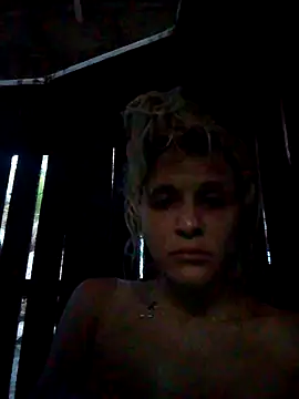 Snapshot of KeylacabreraC chatting on 12/21/24, 10:40 KeylacabreraC online show from 12/21/24, 10:40