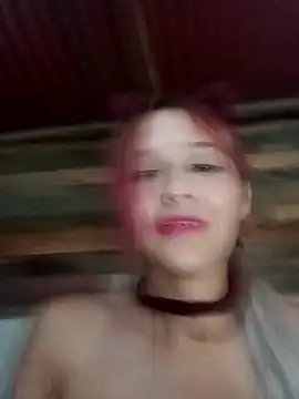 Snapshot of KeylacabreraC chatting on 10/26/25, 02:28 KeylacabreraC online show from 10/26/25, 02:28