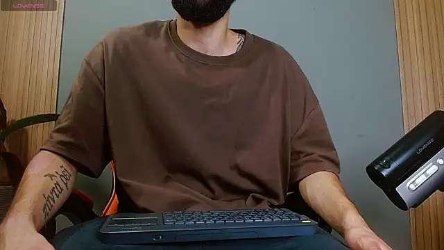 Mr WhiteCock online show from 10/24/25, 12:19