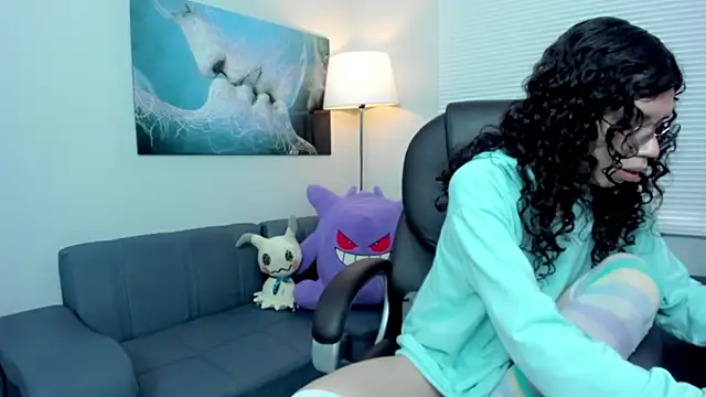 Snapshot of Angel_Dust18 chatting on 10/02/25, 02:35 Angel Dust18 online show from 10/02/25, 02:35