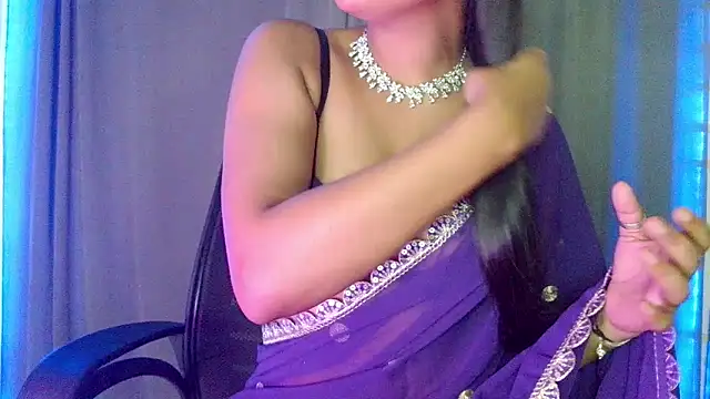 Snapshot of CallMeSima chatting on 03/19/26, 05:17 CallMeSima online show from 03/19/26, 05:17