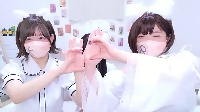 Snapshot of 841_yayoi chatting on 11/22/25, 03:49 841 yayoi online show from 11/22/25, 03:49