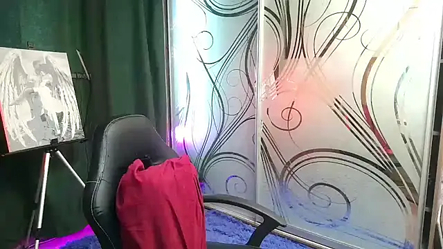 JuliaMorganss online show from 05/17/26, 06:55