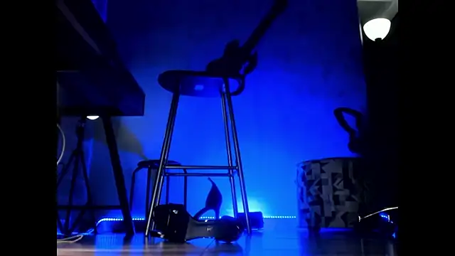 Snapshot of Witches_of_love chatting on 09/13/25, 01:27 Witches of love online show from 09/13/25, 01:27