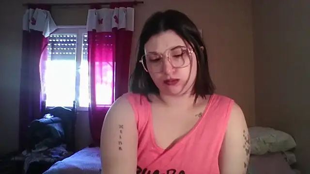 Snapshot of imsohornydacom chatting on 11/24/25, 06:40 imsohornydacom online show from 11/24/25, 06:40