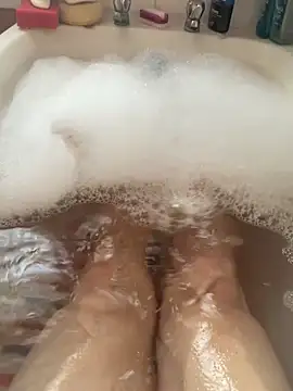 Russell1508 online show from 10/20/25, 04:07