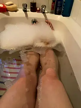 Russell1508 online show from 12/05/25, 03:41