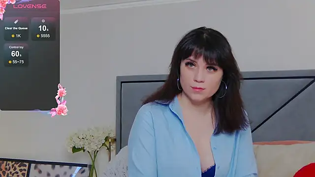 Snapshot of BellaHillss chatting on 01/27/25, 08:07 BellaHillss online show from 01/27/25, 08:07