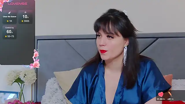 Snapshot of BellaHillss chatting on 03/08/25, 11:16 BellaHillss online show from 03/08/25, 11:16