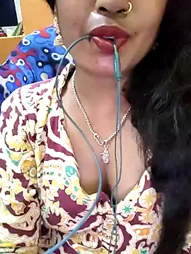 Snapshot of jasss-11 chatting on 12/24/24, 06:39 jasss-11 online show from 12/24/24, 06:39