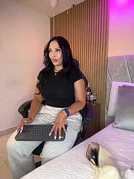 Dakota diaz  online show from 06/10/26, 07:35