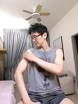 Snapshot of ori6 chatting on 09/10/25, 04:29 ori6 online show from 09/10/25, 04:29