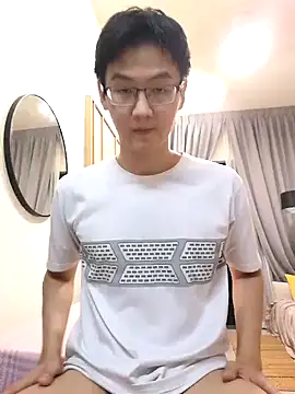 Snapshot of ori6 chatting on 09/11/25, 02:39 ori6 online show from 09/11/25, 02:39