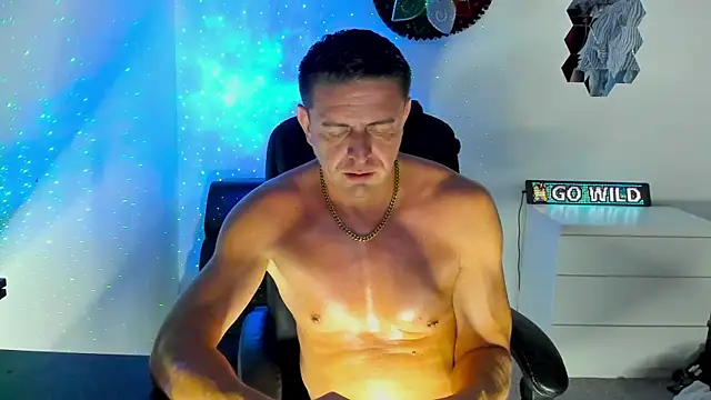 petr37pol online show from 07/17/26, 10:25