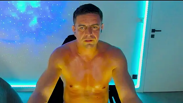 petr37pol online show from 08/02/26, 10:41