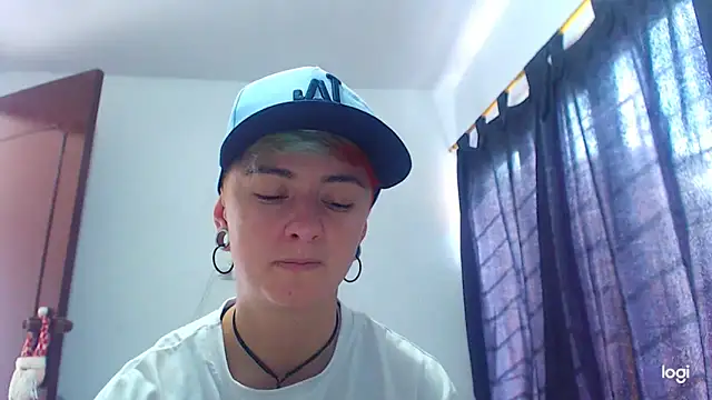 tomboyblue online show from 12/05/24, 06:22