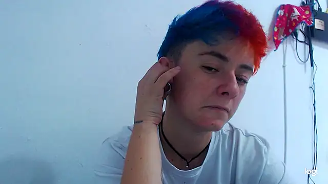 tomboyblue online show from 12/17/24, 08:21