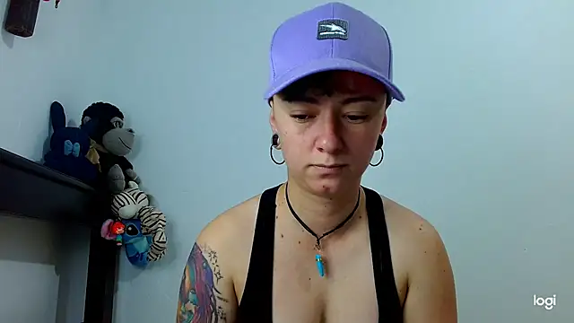 tomboyblue online show from 02/18/25, 01:33