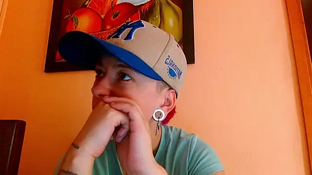 tomboyblue online show from 06/17/26, 03:24