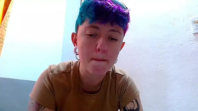 tomboyblue online show from 07/02/26, 07:42