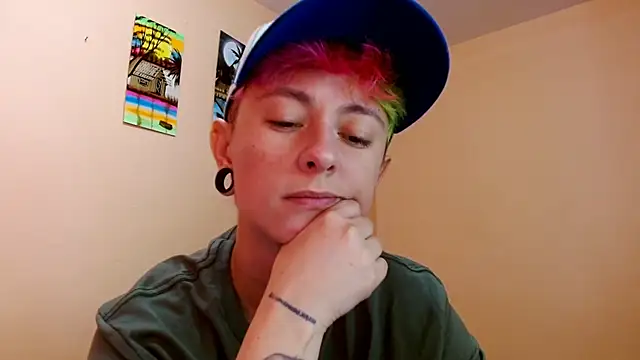 tomboyblue online show from 07/17/26, 09:08