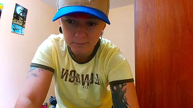 tomboyblue online show from 07/23/26, 06:28