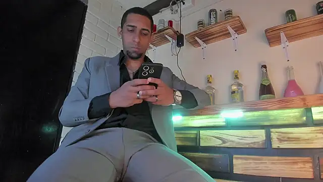 Paolo johnson online show from 09/20/25, 11:22