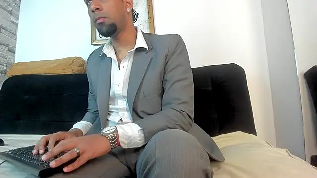 Paolo johnson online show from 10/16/25, 11:44