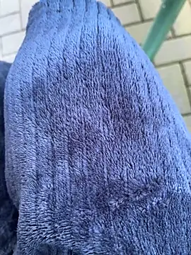 Snapshot of DurableFog chatting on 12/15/25, 08:18 DurableFog online show from 12/15/25, 08:18