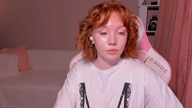 foxyMistrees online show from 01/18/25, 11:44