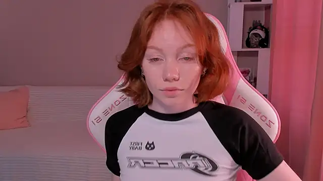 foxyMistrees online show from 02/06/25, 06:18