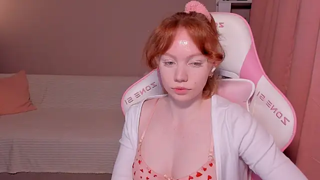 foxyMistrees online show from 02/12/25, 12:37