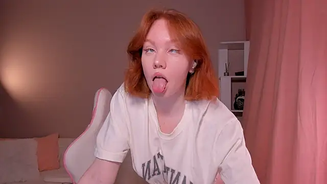 foxyMistrees online show from 02/28/25, 12:54