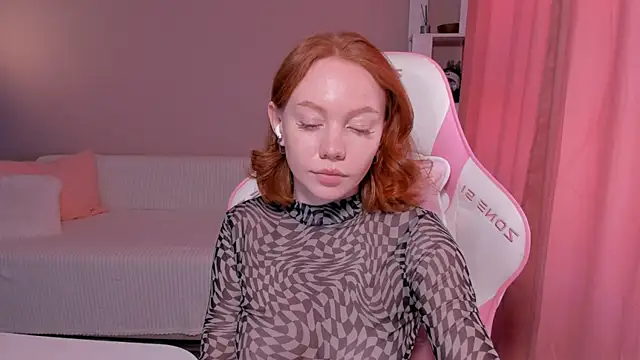 foxyMistrees online show from 03/22/25, 03:41