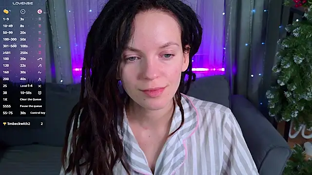 Snapshot of CoreyJane chatting on 12/16/24, 05:38 CoreyJane online show from 12/16/24, 05:38