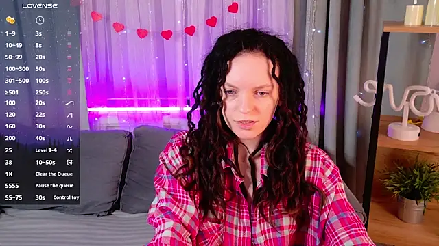 Snapshot of CoreyJane chatting on 02/18/25, 04:37 CoreyJane online show from 02/18/25, 04:37